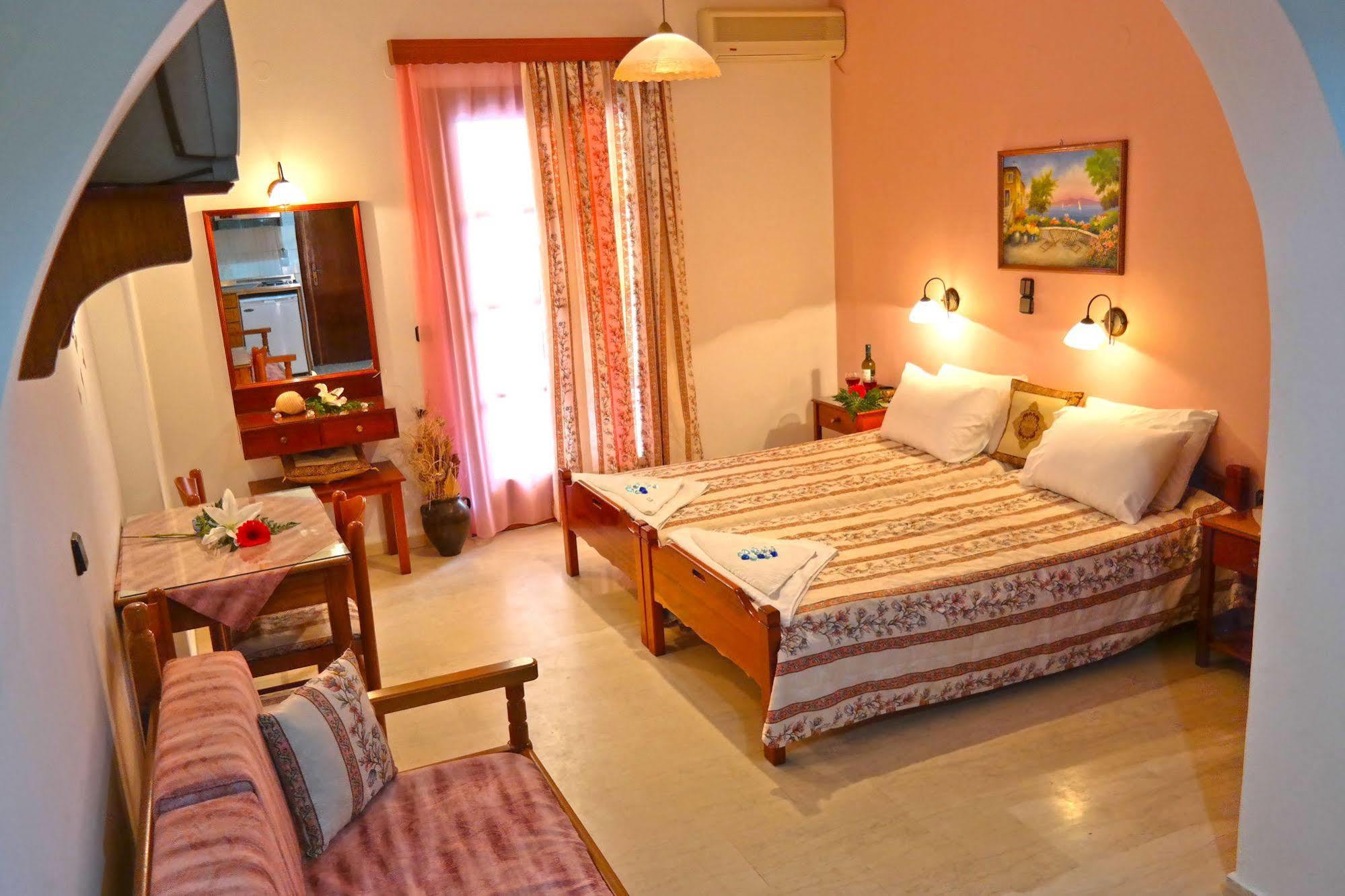 Golden Beach Studios Down Town Naxos City 외부 사진