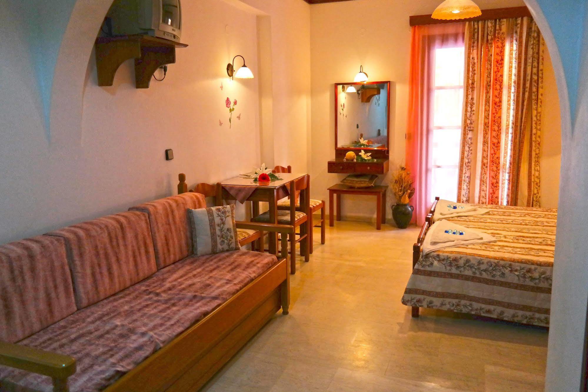 Golden Beach Studios Down Town Naxos City 외부 사진