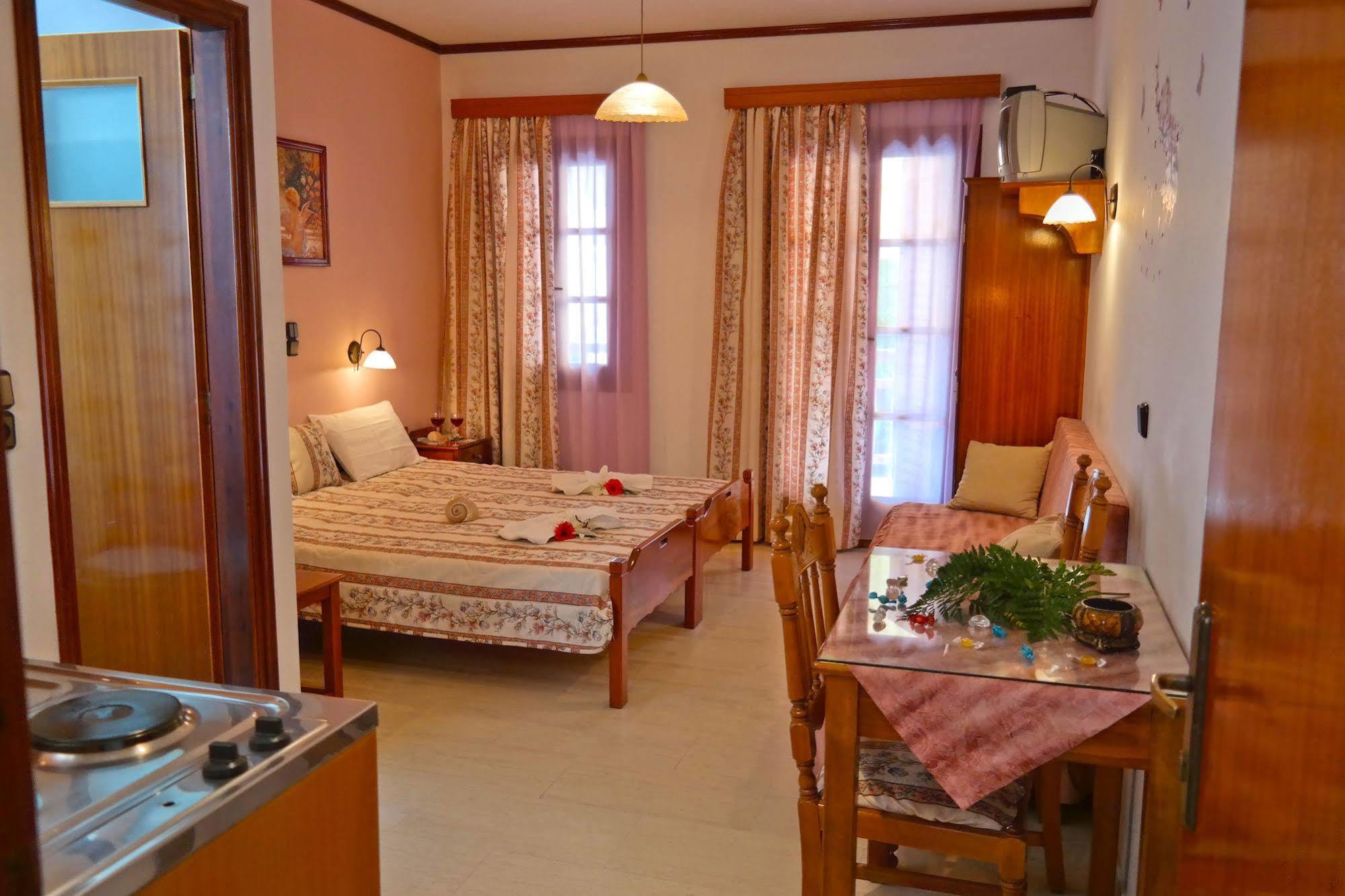 Golden Beach Studios Down Town Naxos City 외부 사진